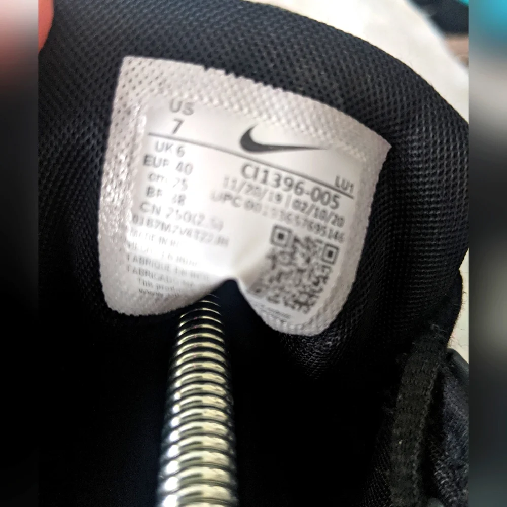 Nike Air Max Impact Basketball Shoes - Picture 9 of 10